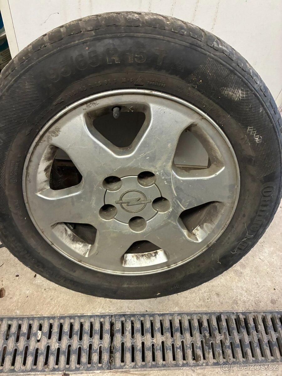 kola z OPEL Zafira - 5