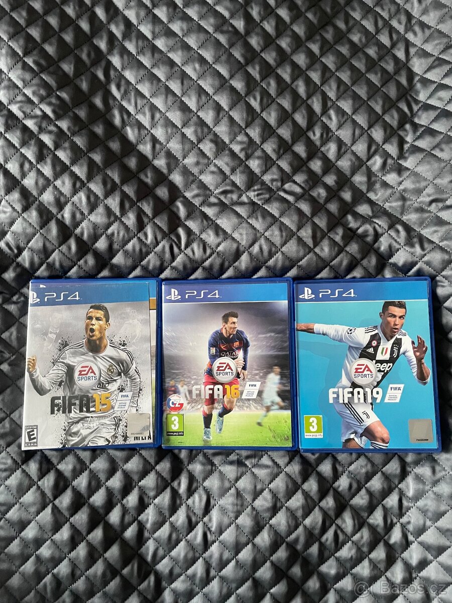 Prodám ps4 500GB+2 ovladače+8her - 5