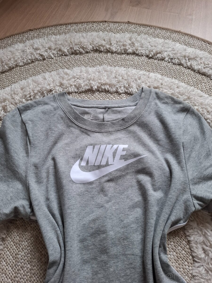 Šedé body Nike - 5