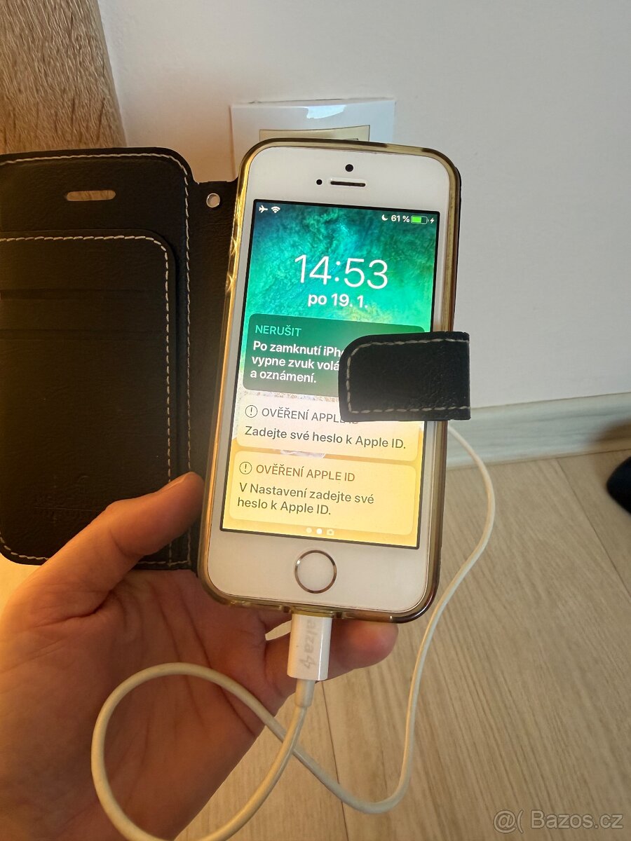 Prodam IPhone 5S 16GB - 5