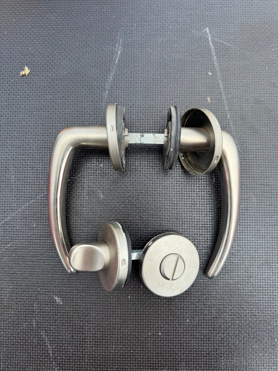 KOVANI NA DVERE Rozetové 29 ks - 5