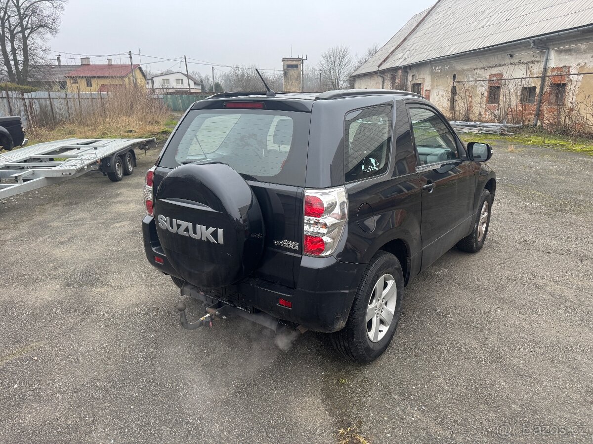 Prodám Suzuki Grand Vitara 1,6 benz rv 09 - 5