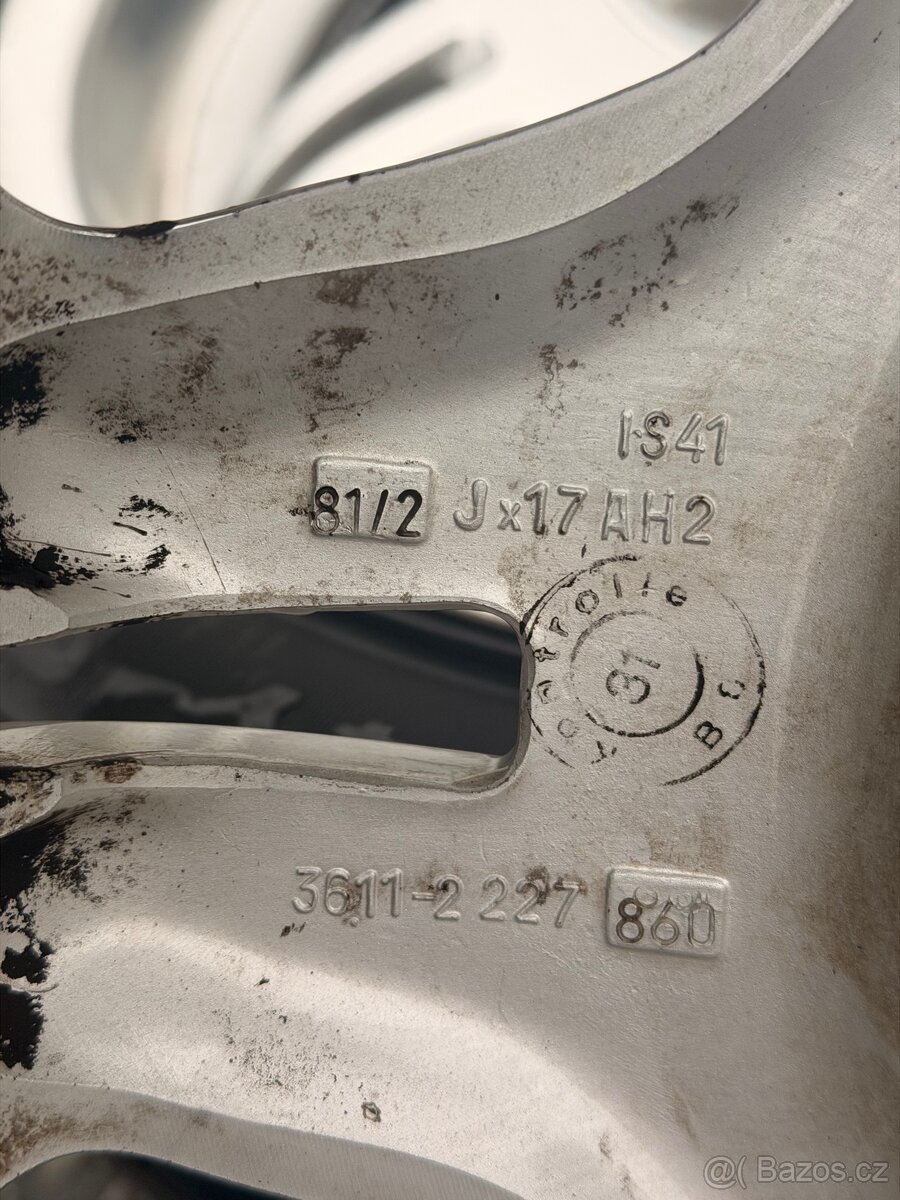 Styling 24 17” - 5