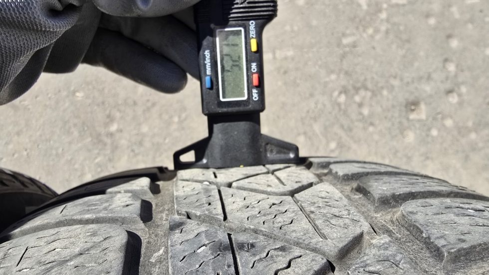 Pneu 215/55/17 Pirelli - 5
