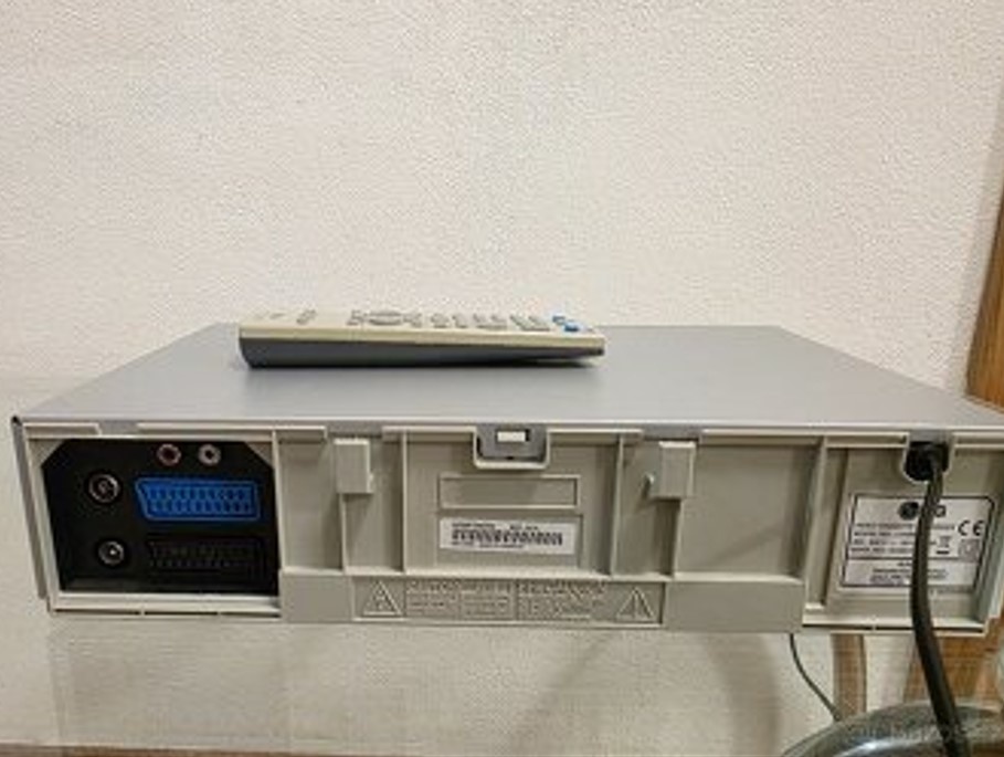 Videorekordér LG LV4981 + dálkový ovladač - 5