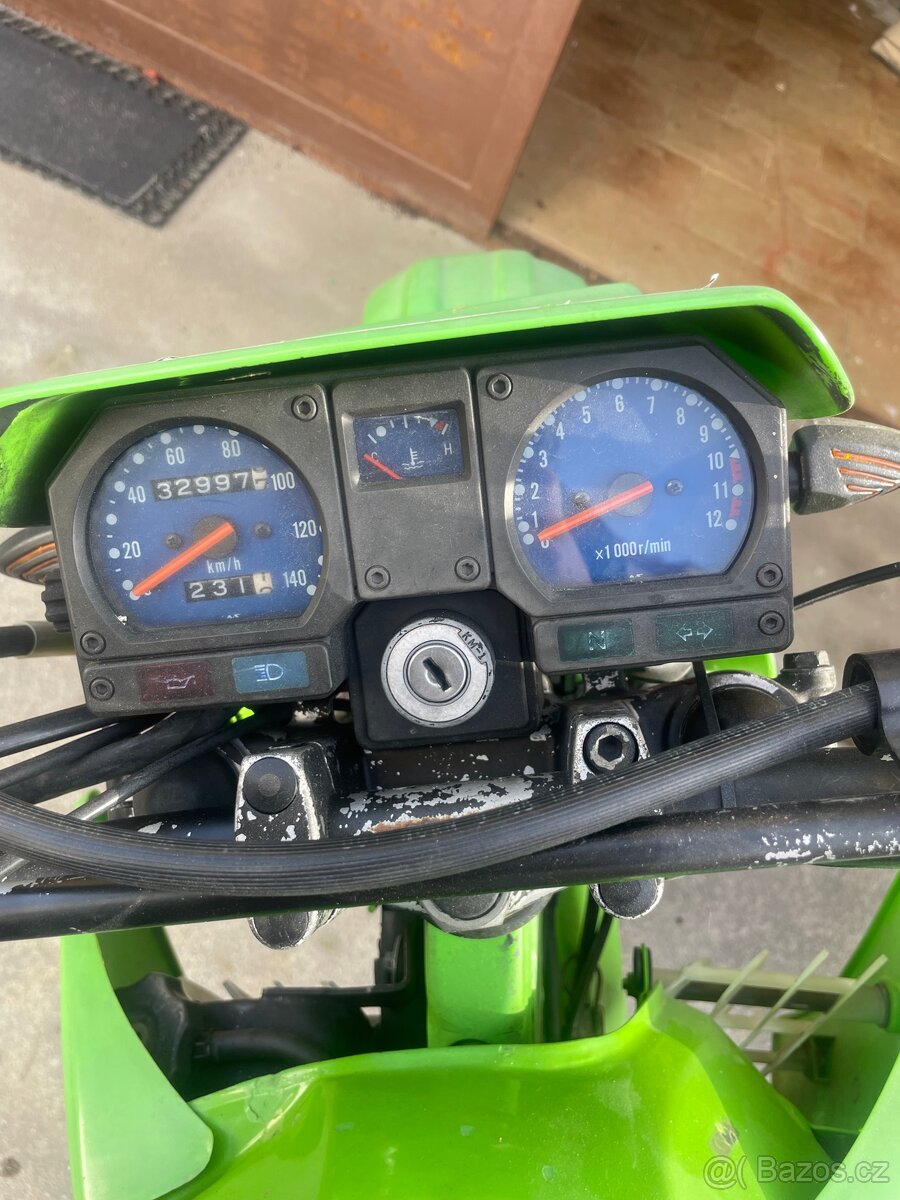 Kawasaki kmx 125 - 5