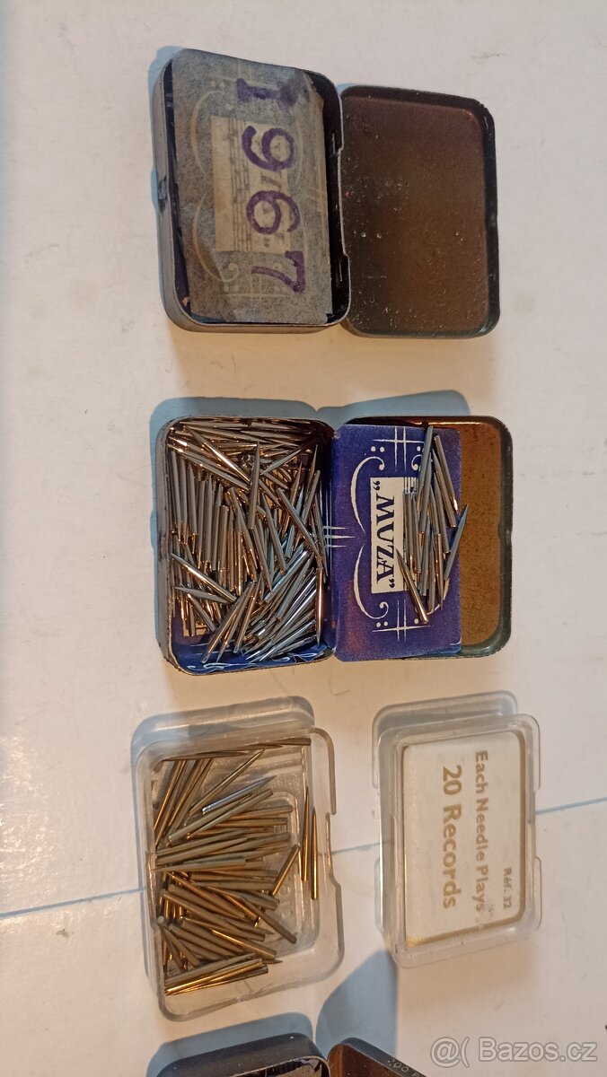 Staré plechové krabičky z jehlami do gramofonů - 5