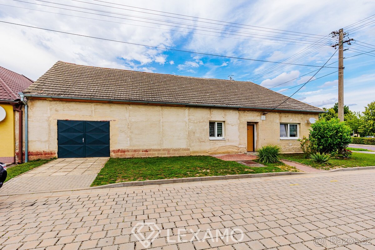 Prodej rodinného domu 118 m², Hevlín, ev.č. 00280 - 5