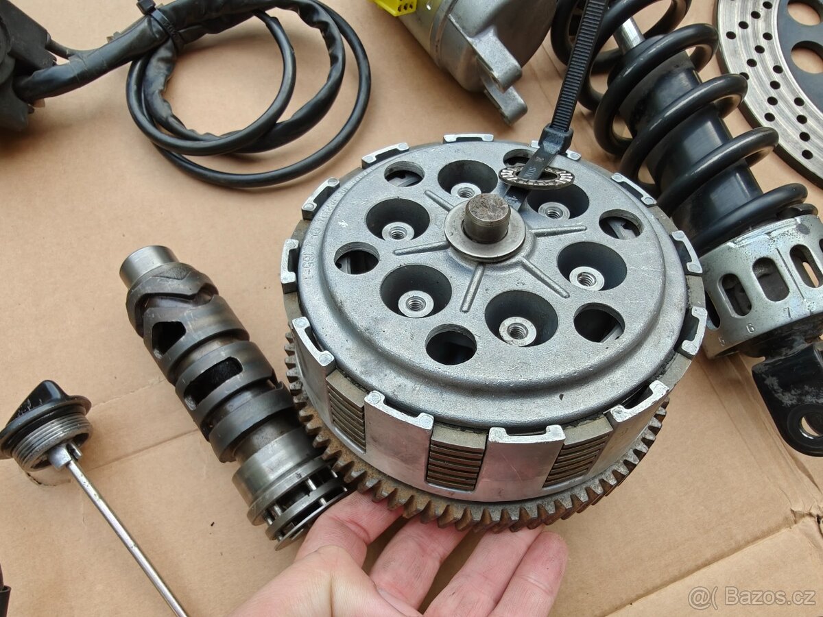 Suzuki GS 500 1998 - Náhradní díly - 5