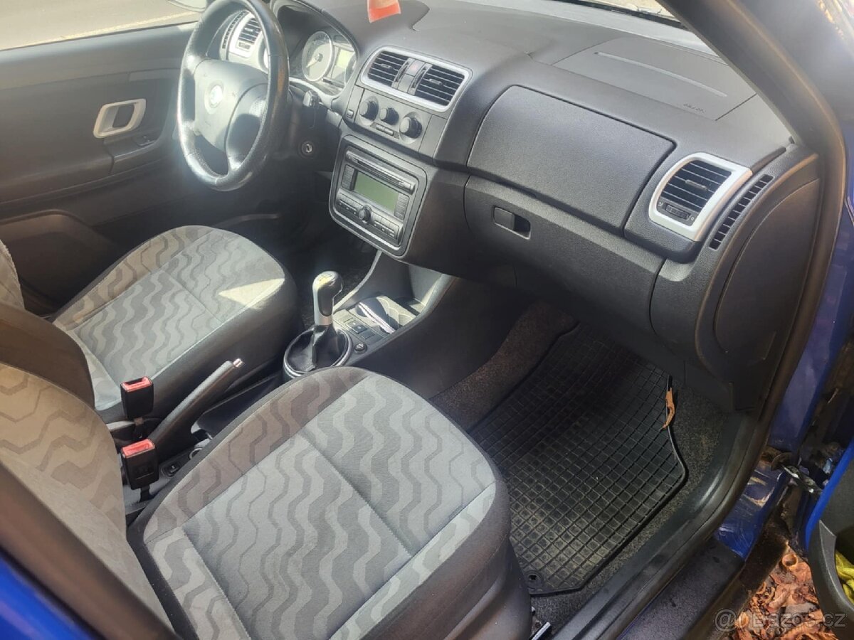 Škoda Fabia 2 - 5