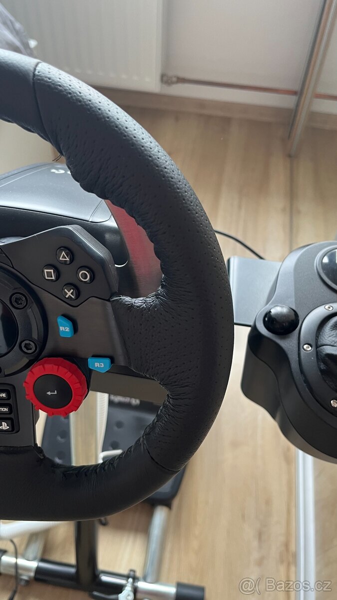 Set Logitech G29 + řadící páka + stojan - 5