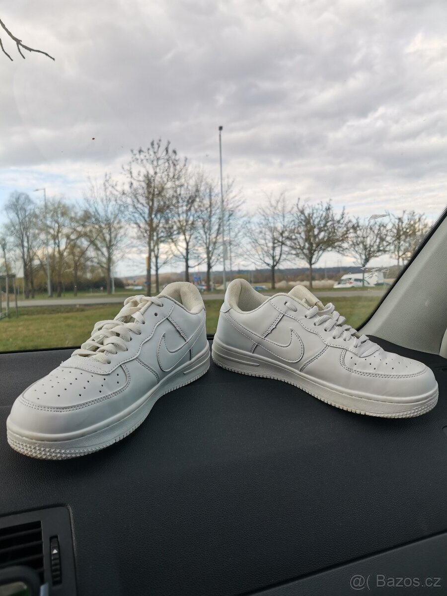 Nike Air Force 1 '07 White - 5