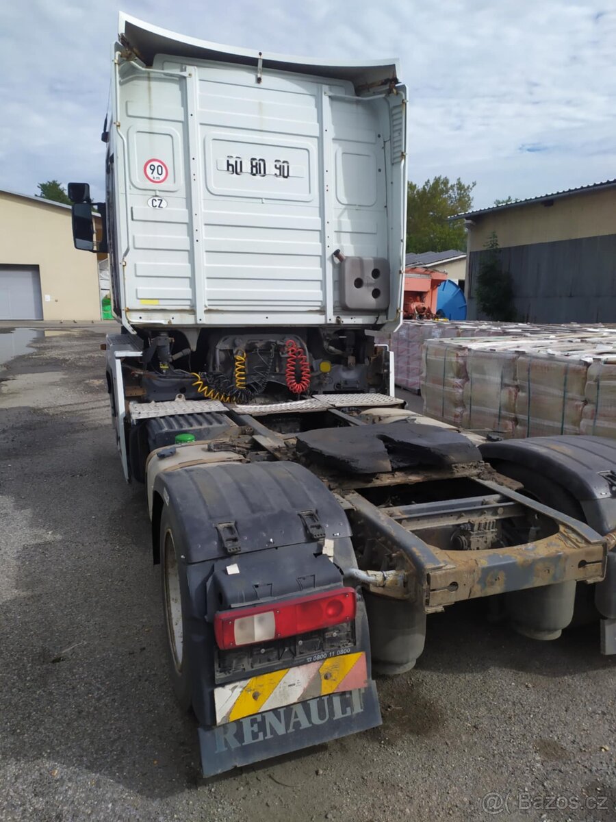 RENAULT MAGNUM - 5