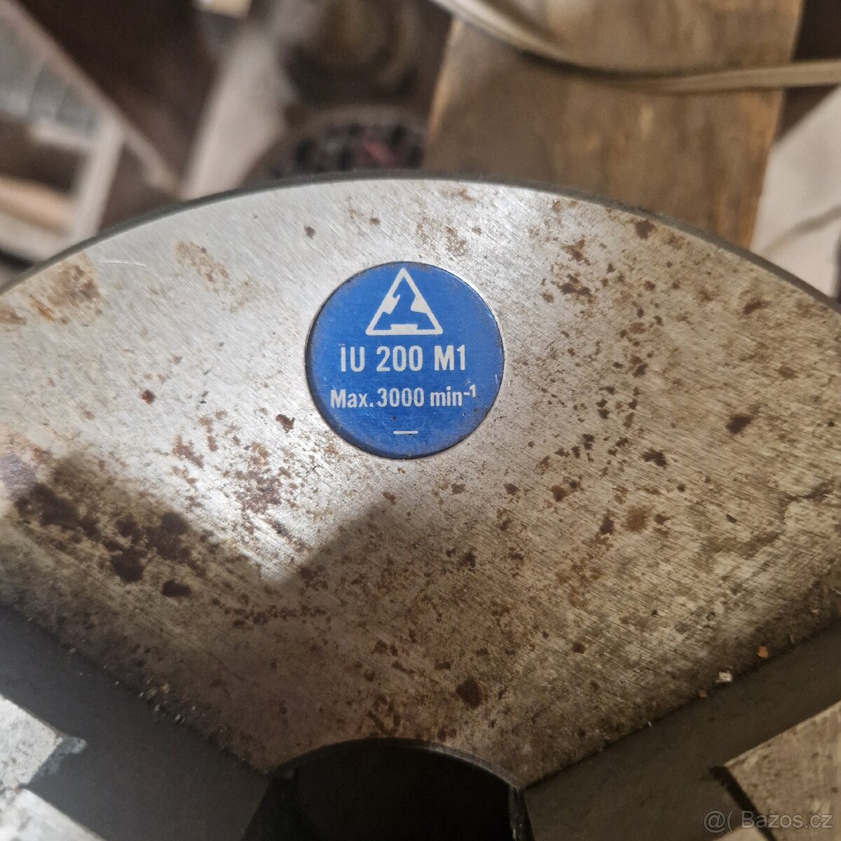 Soustružnická sklíčidla - upínací hlavy k soustruhu, zn. TOS - 5