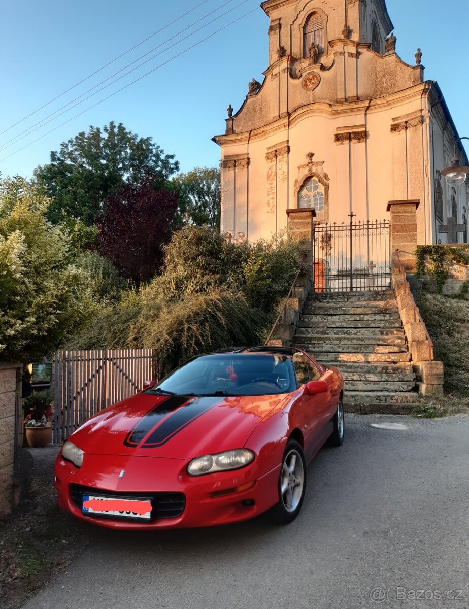 Prodám Chevrolet Camaro 3.8,V6 automat - 5