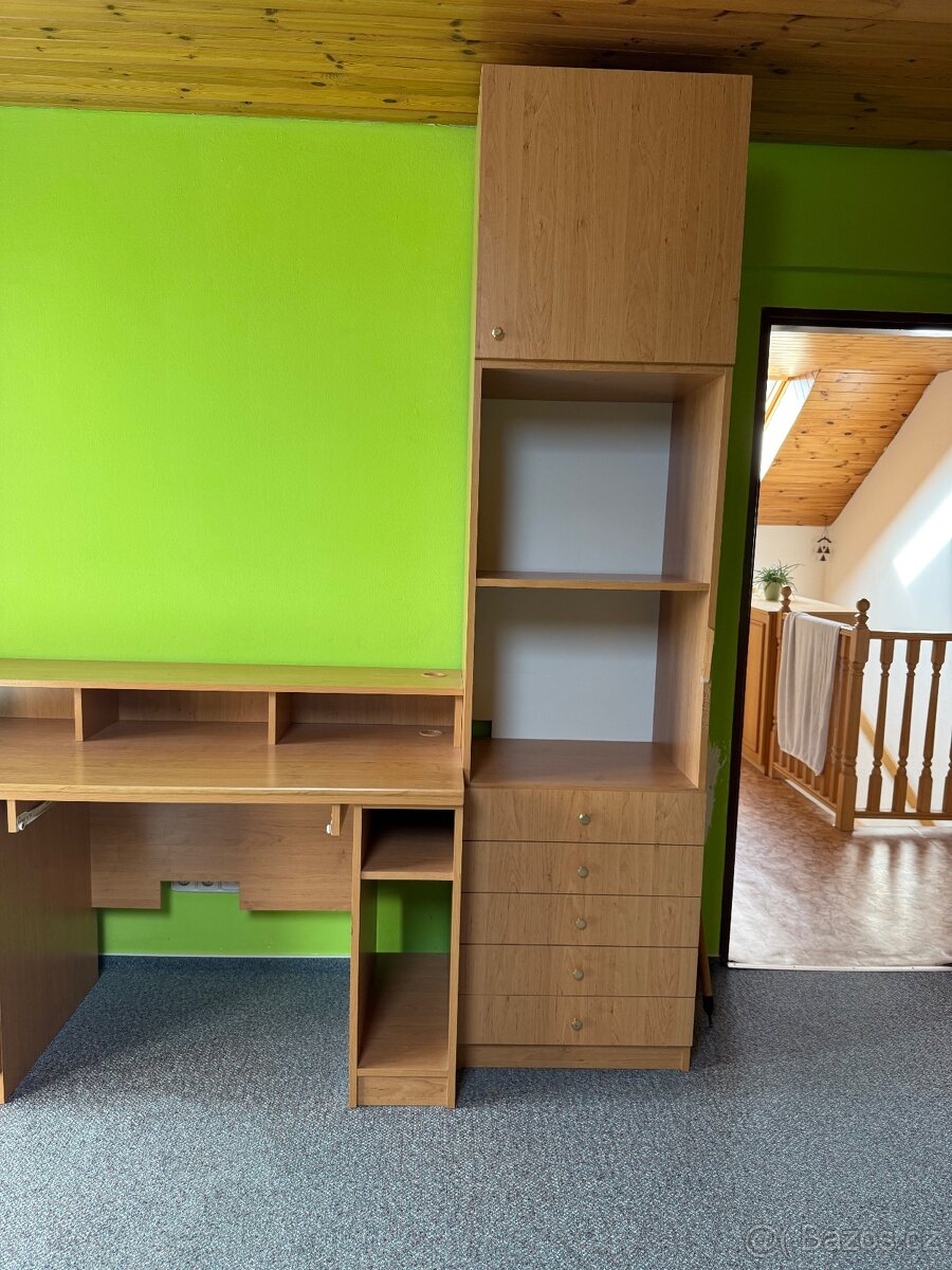 Stůl se skříní - 5