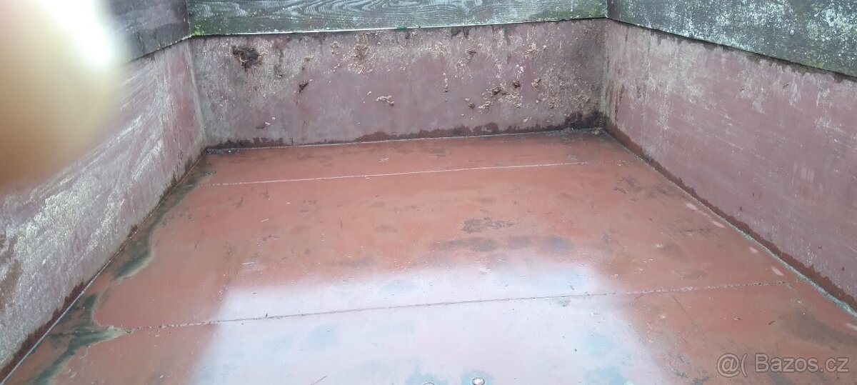 sklápěcí vlek - 5