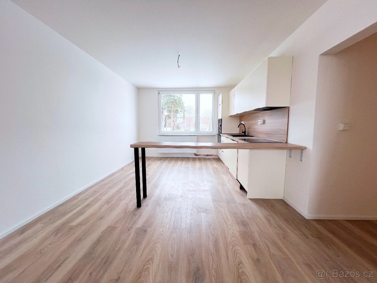 Prodej bytu 3+kk po kompletní rekonstrukci – Libotenice u Ro - 5
