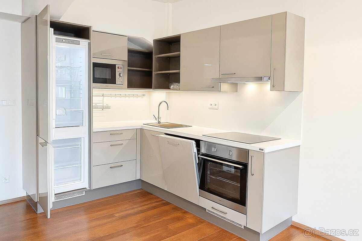 Prodej, byt 1+kk, 48 m, Jankovcova 24/18, Praha - Holešovice - 5