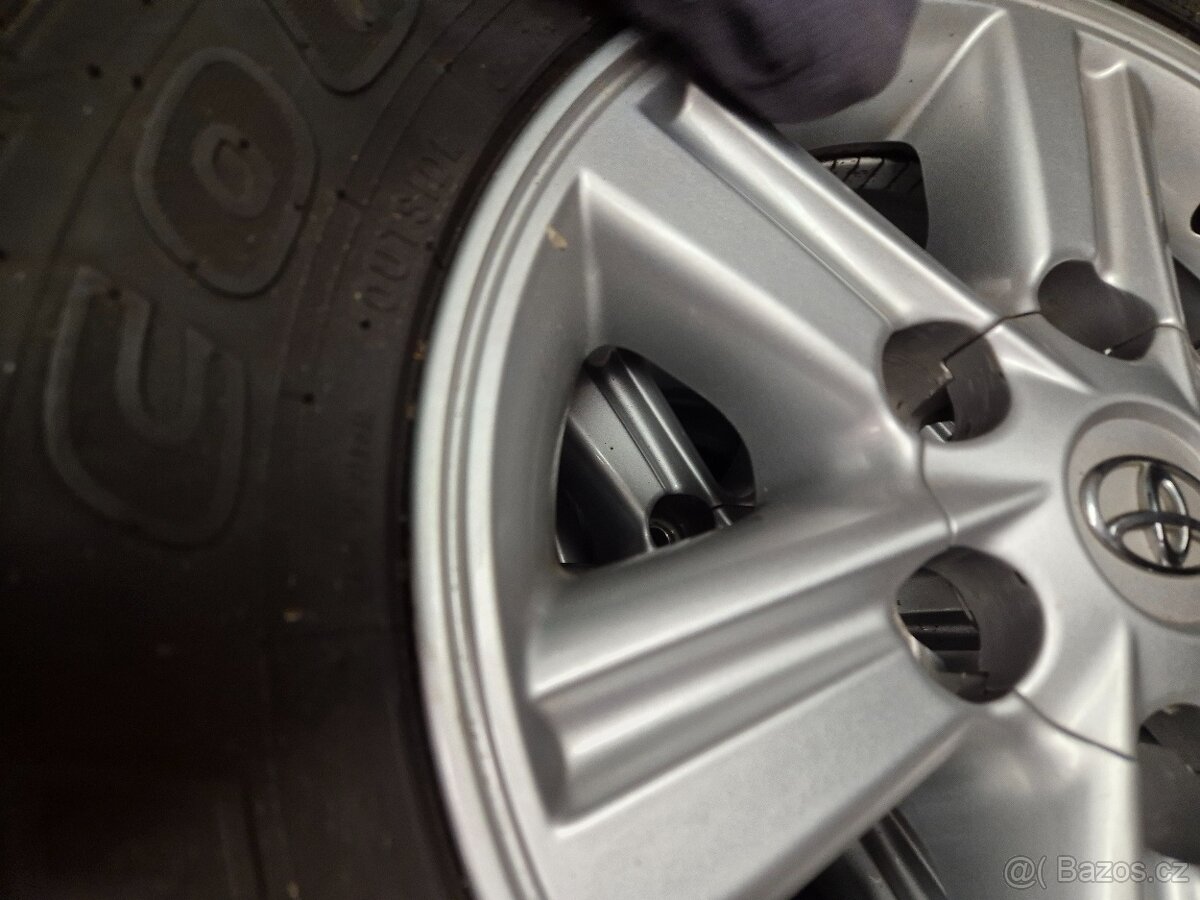 Toyota hilux díly - 5