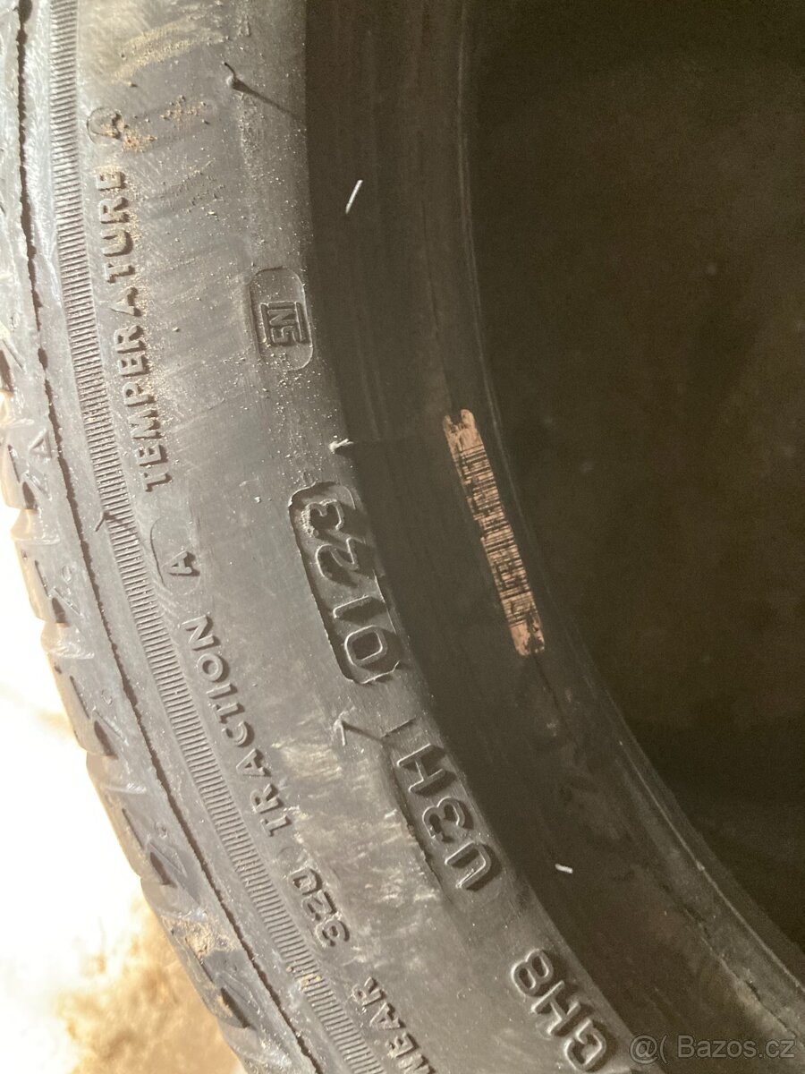 Letní 2ks pneu 225/45 R17 - Bridgestone - 5