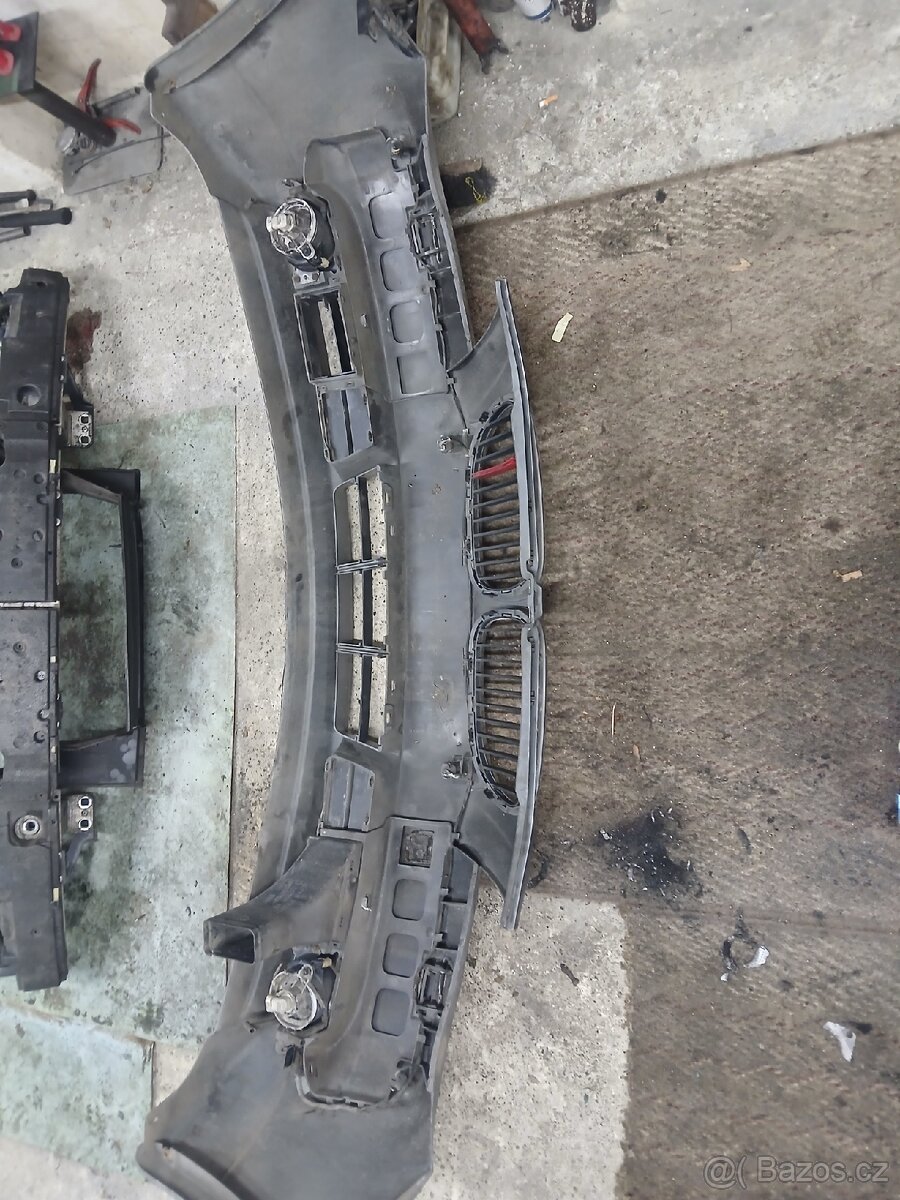 Predni naraznik BMW e60/61 - 5