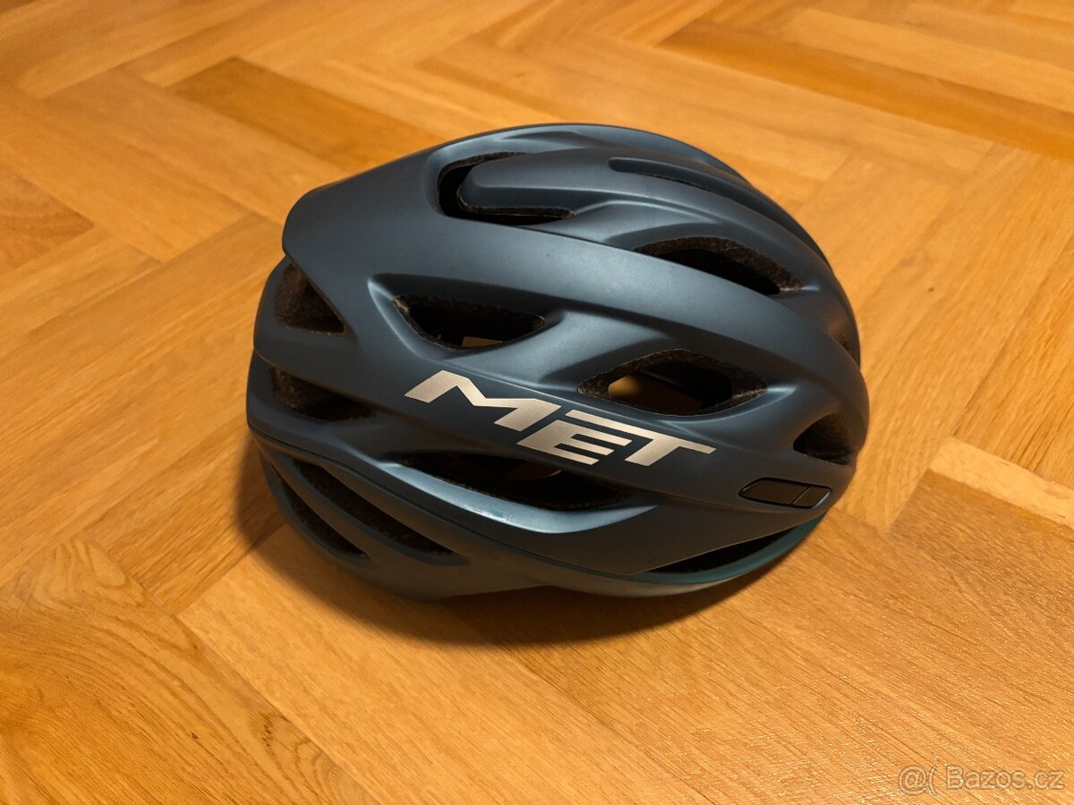 Cyklistická helma MET Estro vel. M - 5