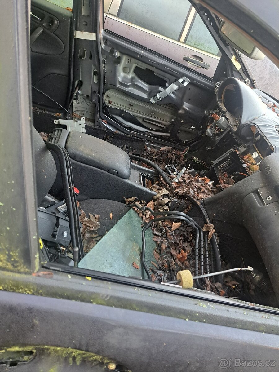 Mercedes benz W203 180 kompresor - 5