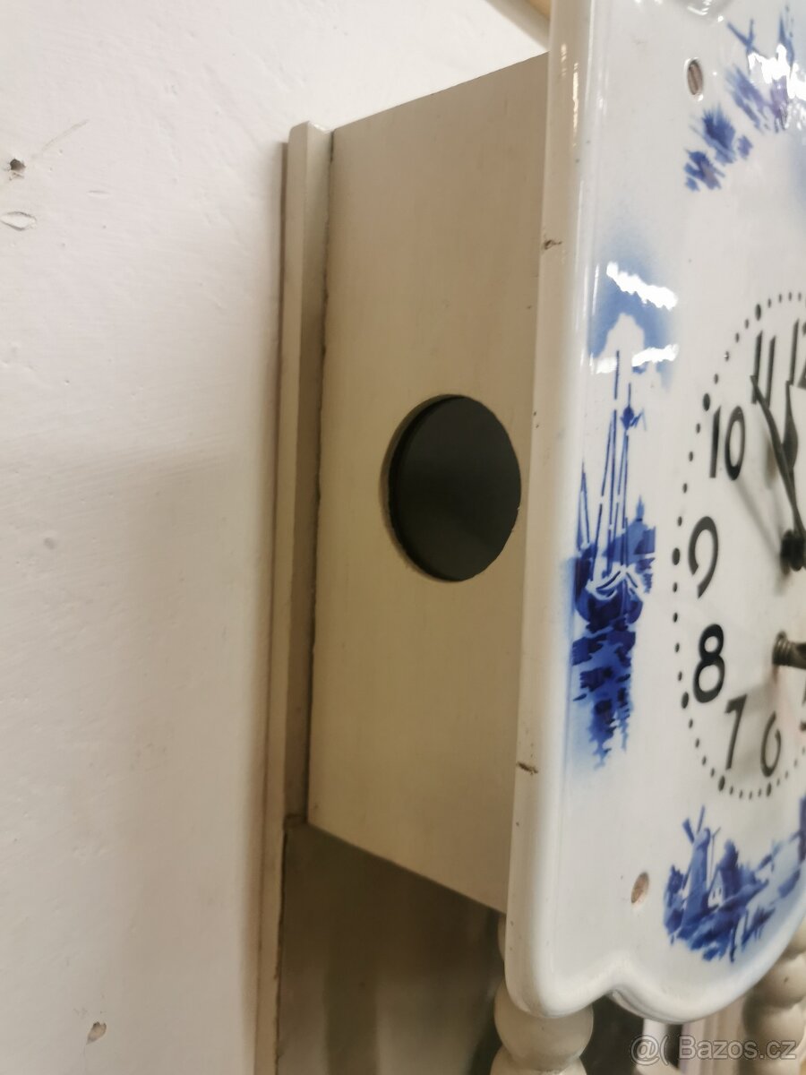 Porcelánové kuchyňské hodiny. - 5