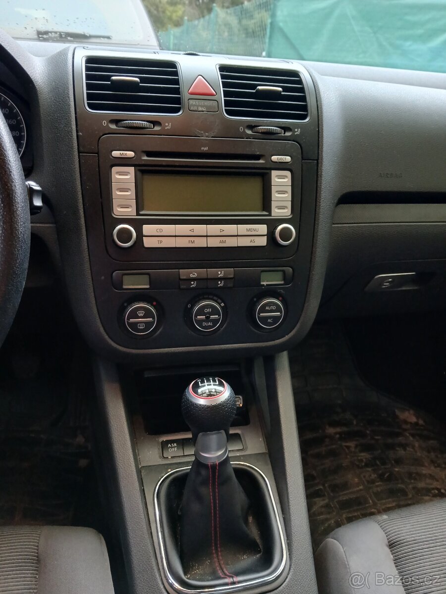 Volkswagen Golf 5 - 5