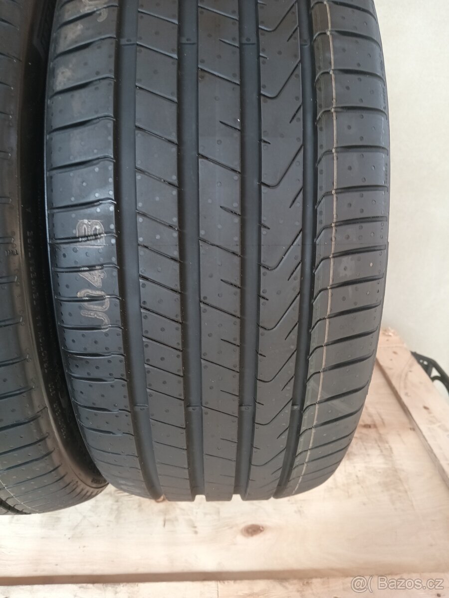 2xletní pneu 235/40/19.Pirelli. - 5