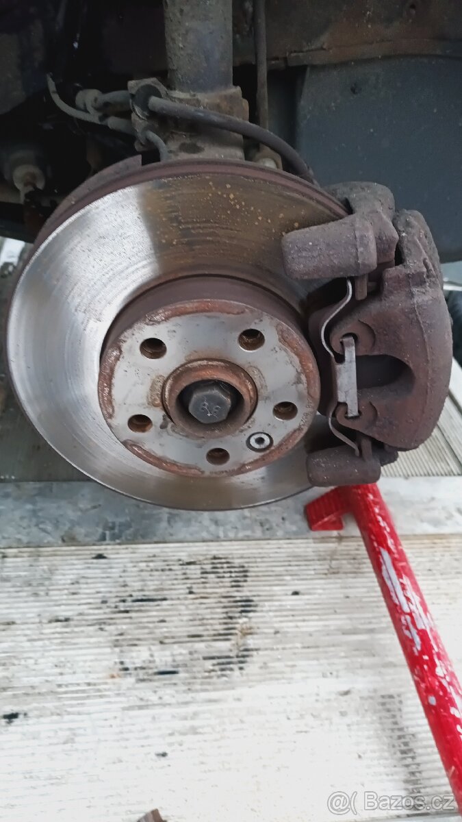 VW Sharan 1.9 TDI 85 kw 7-míst - 5