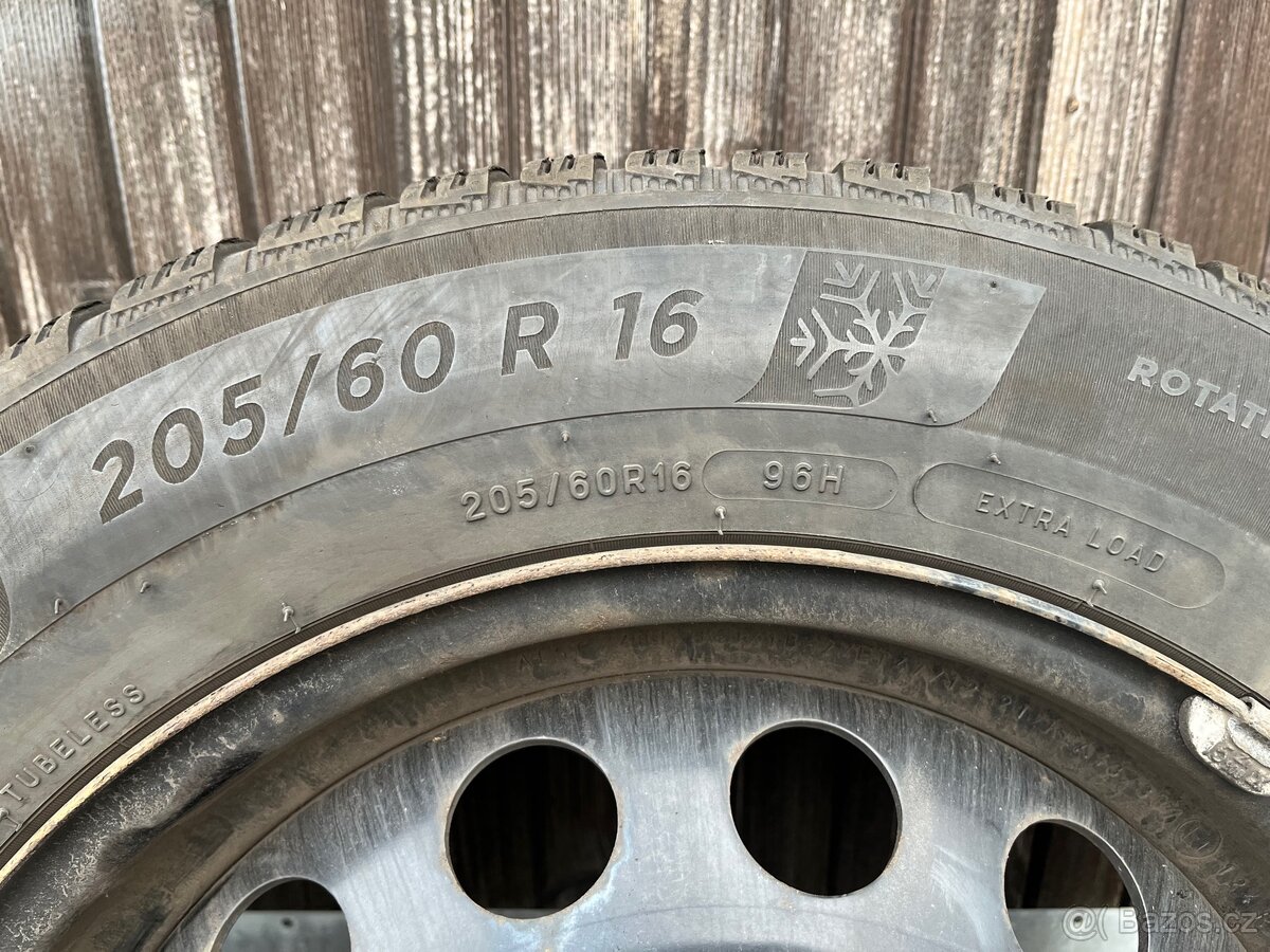 Zimní kola 205/60/R16 - pneu Michelin - 5