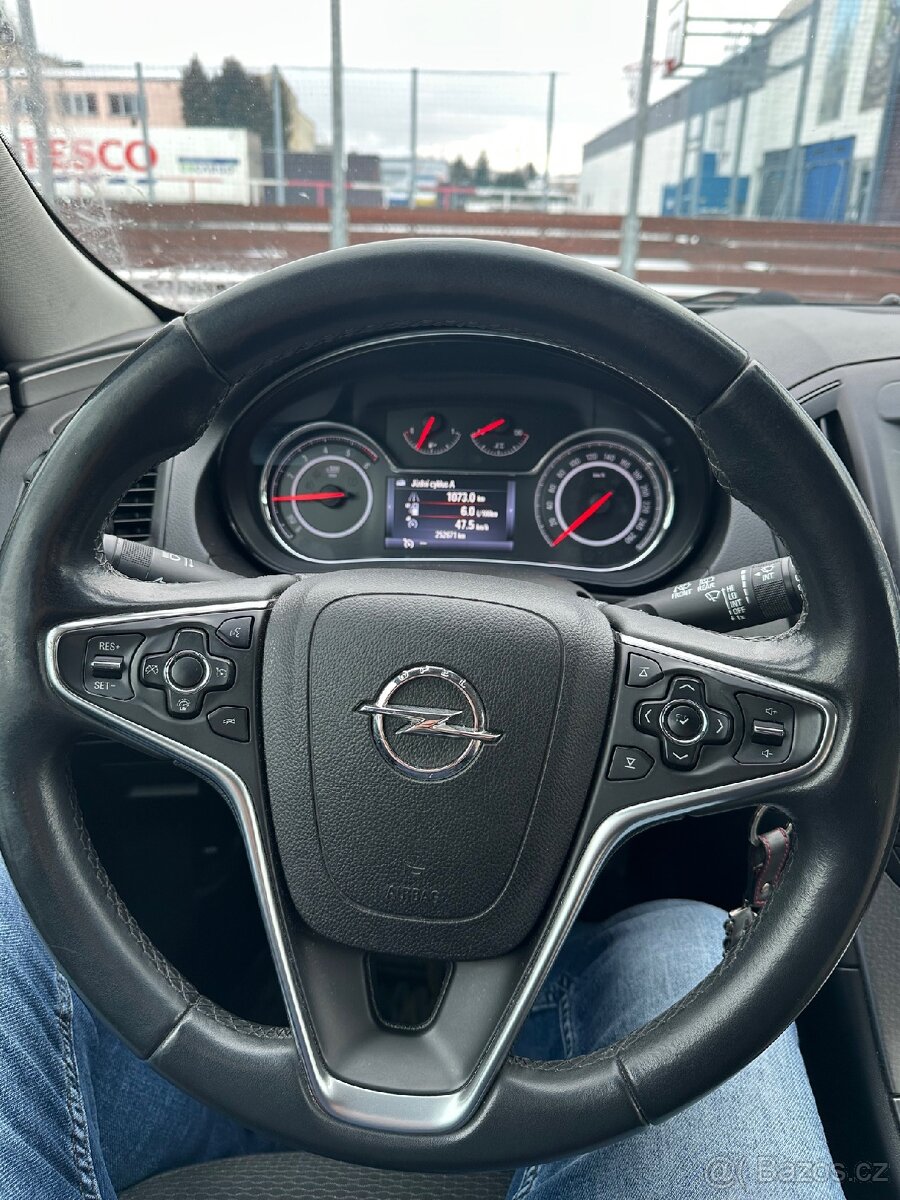 Opel Insignia 2.0 CDTI - 5