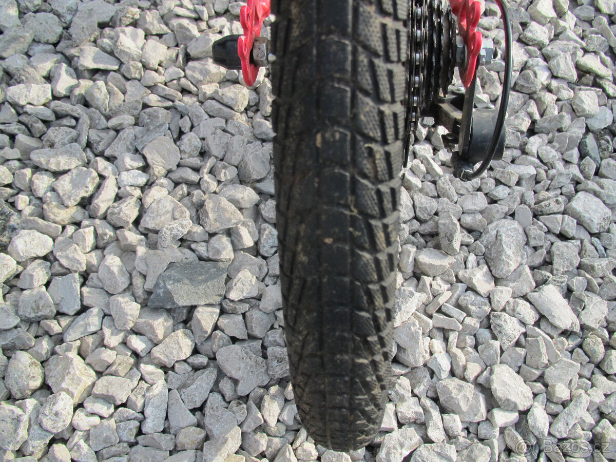 Dívčí kolo 20 - 5