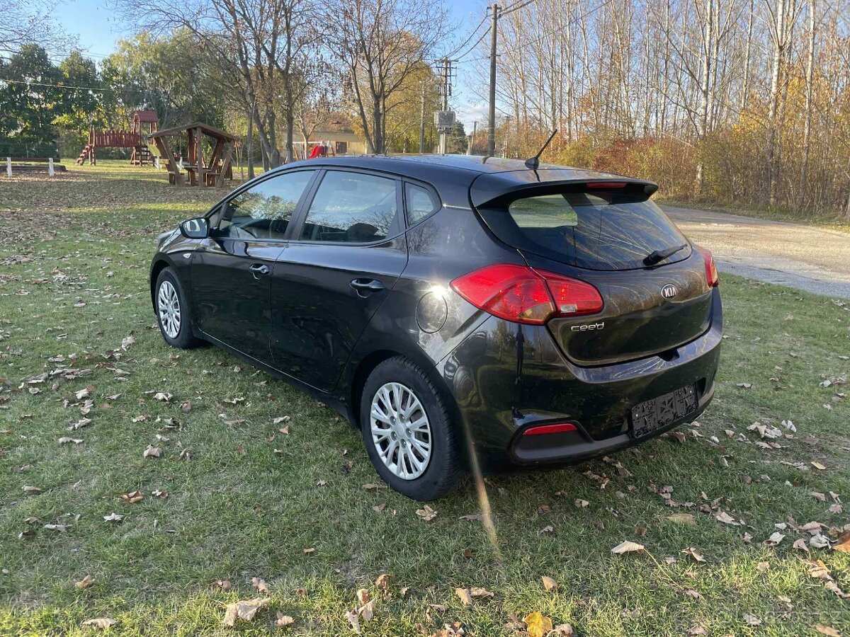 Kia Cee´d 1.4 CVVT LX/Silver - 5