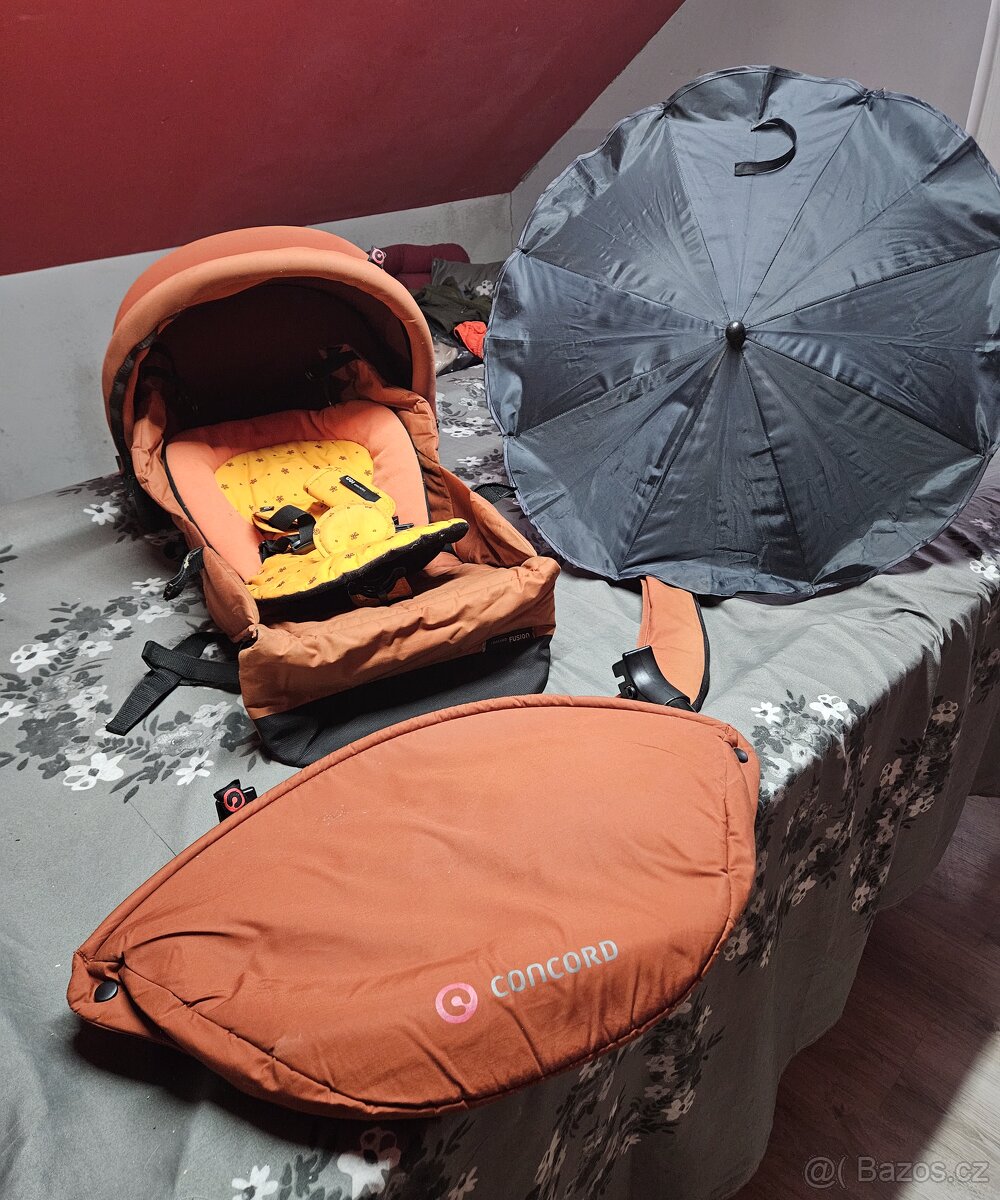 Kočárek-trojkombinace - 5