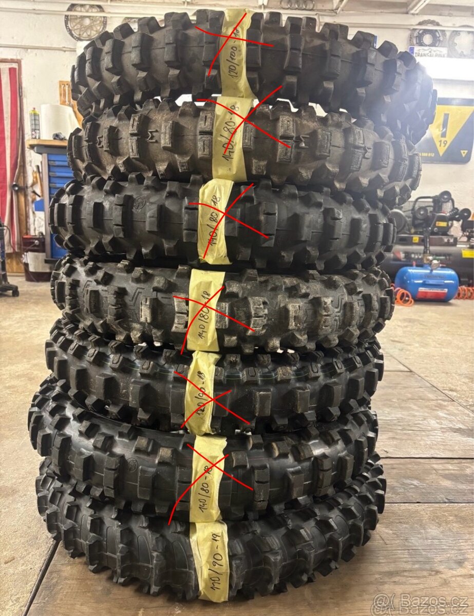 Enduro, Cross pneu - 5
