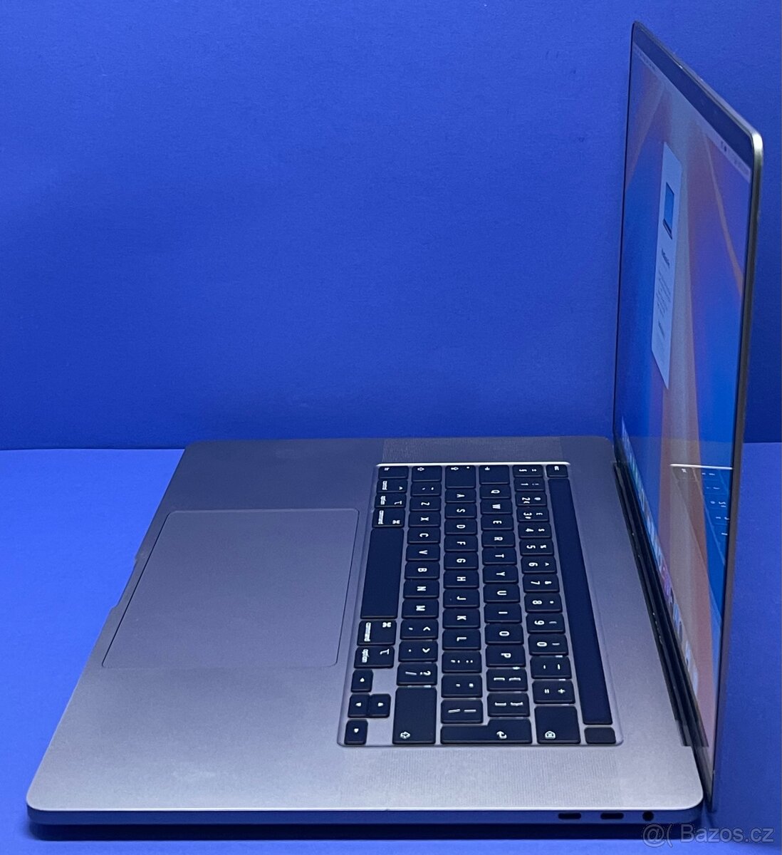MacBook Pro 16” 2019 CTO /16GB RAM/i7/512GB SSD/Záruka - 5