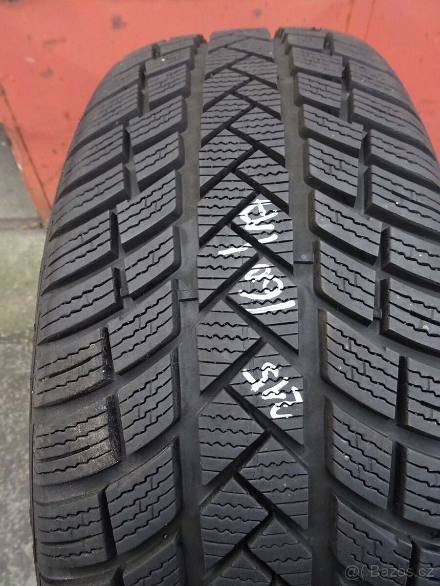 Zimní pneu Hankook a Vredesetein, 215/60/17, 4 ks, 8 mm - 5