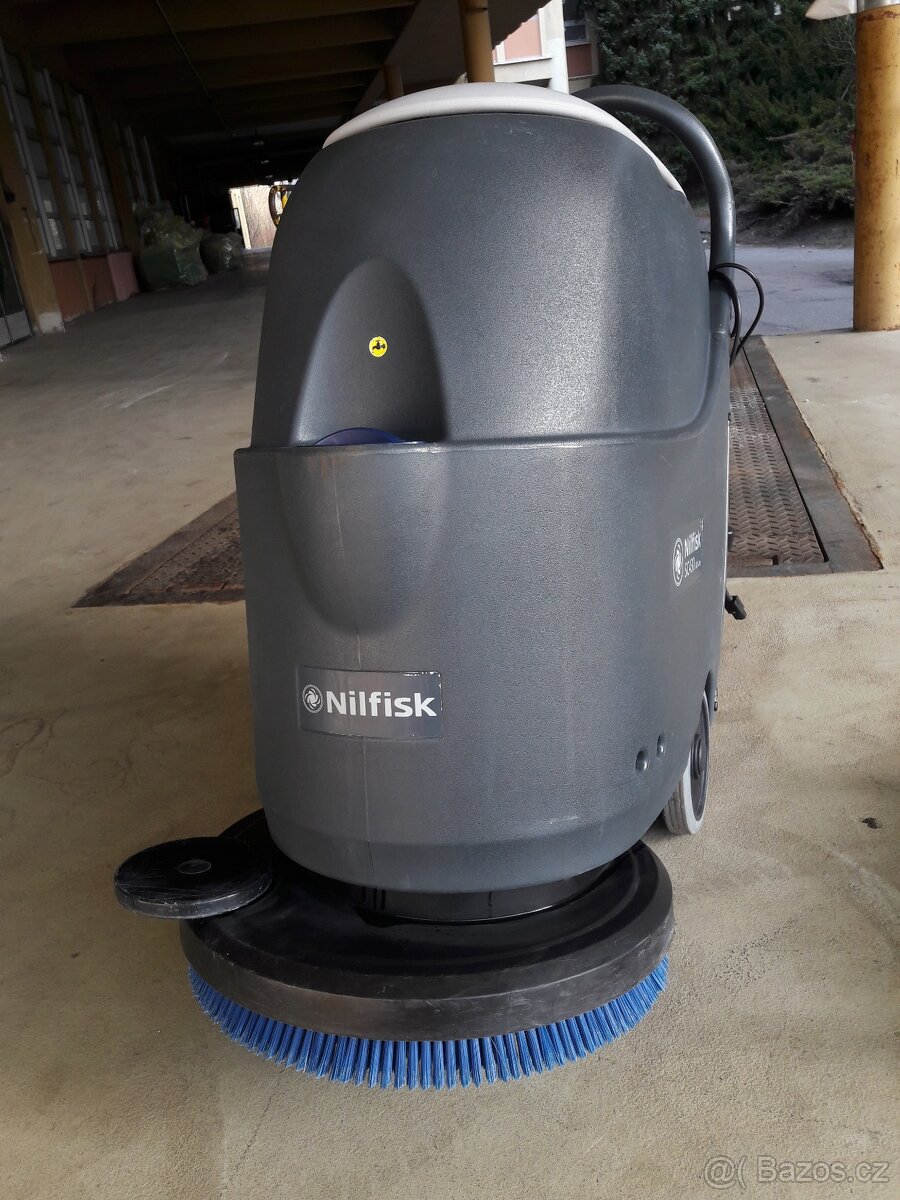 Podlahový mycí stroj Nilfisk SC 430 53 B - 53 Mth - 5