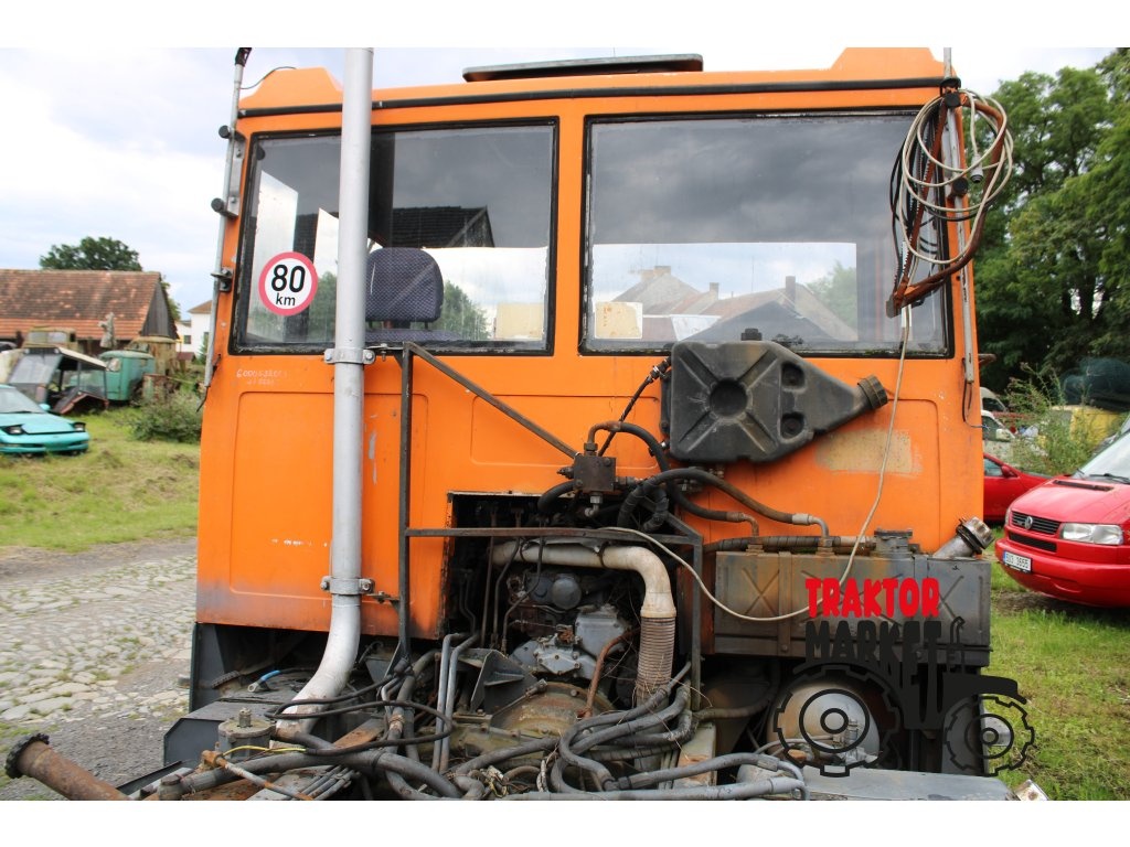 Praga uv 80 s doklady možná výměna za zetor - 5