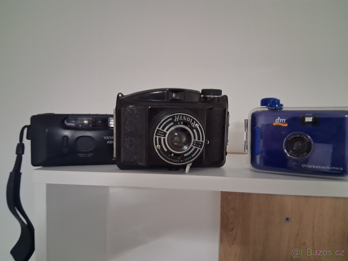 Sbírka starožitných fotoaparátů - 5