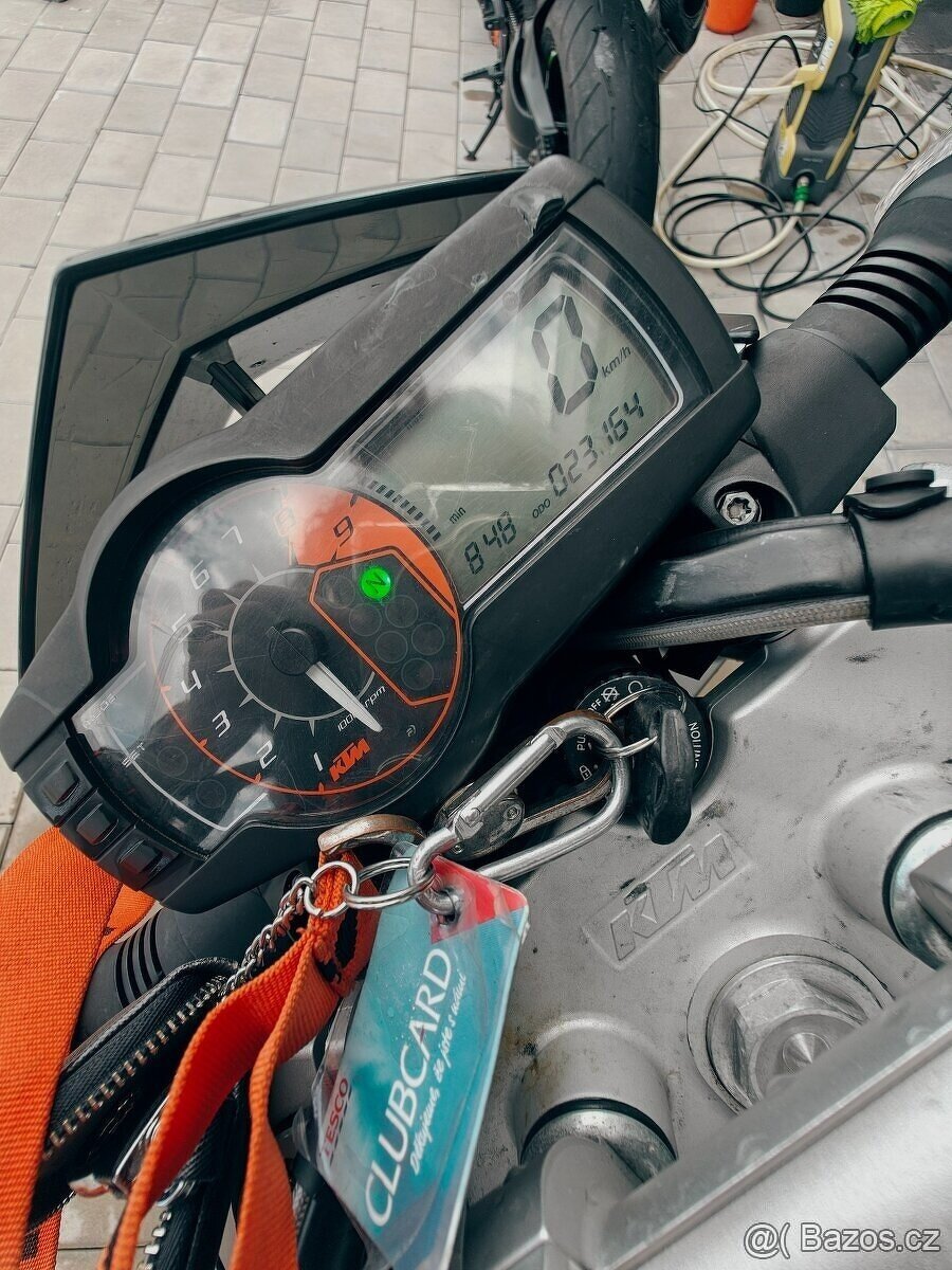 Prodám KTM Duke 690, 48 kw. - 5