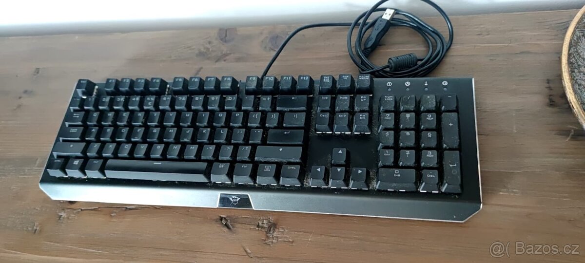mechanická herní klávesnice Trust GXT 890 Cada. - 5