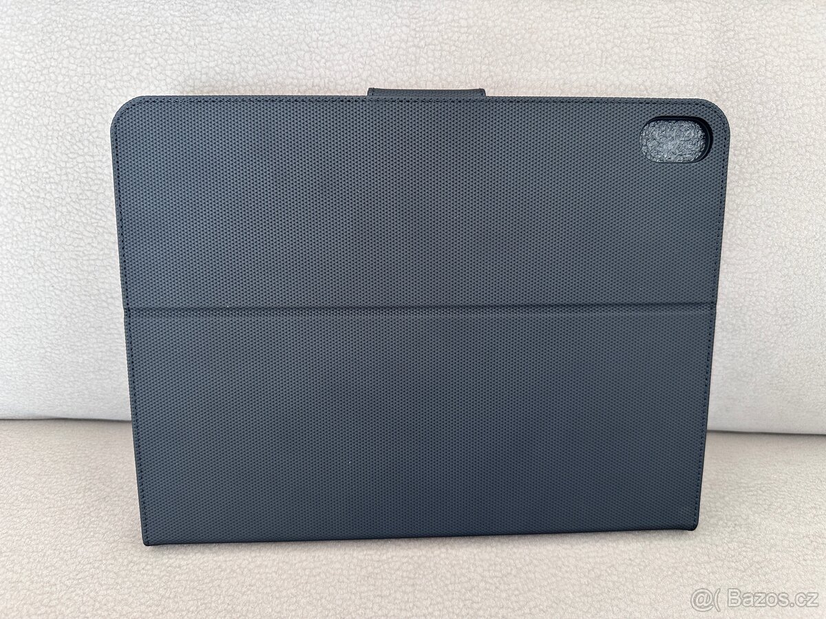 Spigen Liquid Air Folio pouzdro Apple iPad Air 10,9” - 5