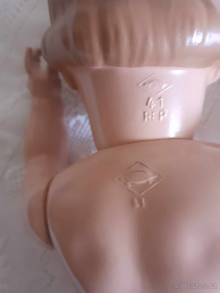 Starožitná panenka 900,- Kč - sleva na 800,- Kč - 5