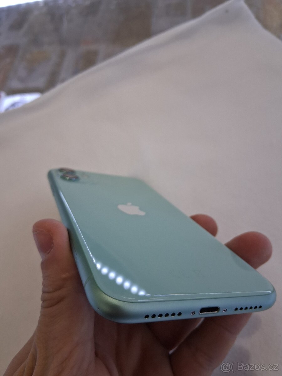 Apple iPhone 11 128GB - 5