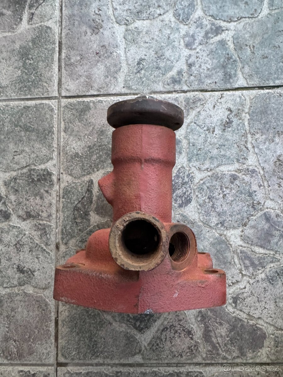 Vodní pumpa, čerpadlo asi na traktor - 5