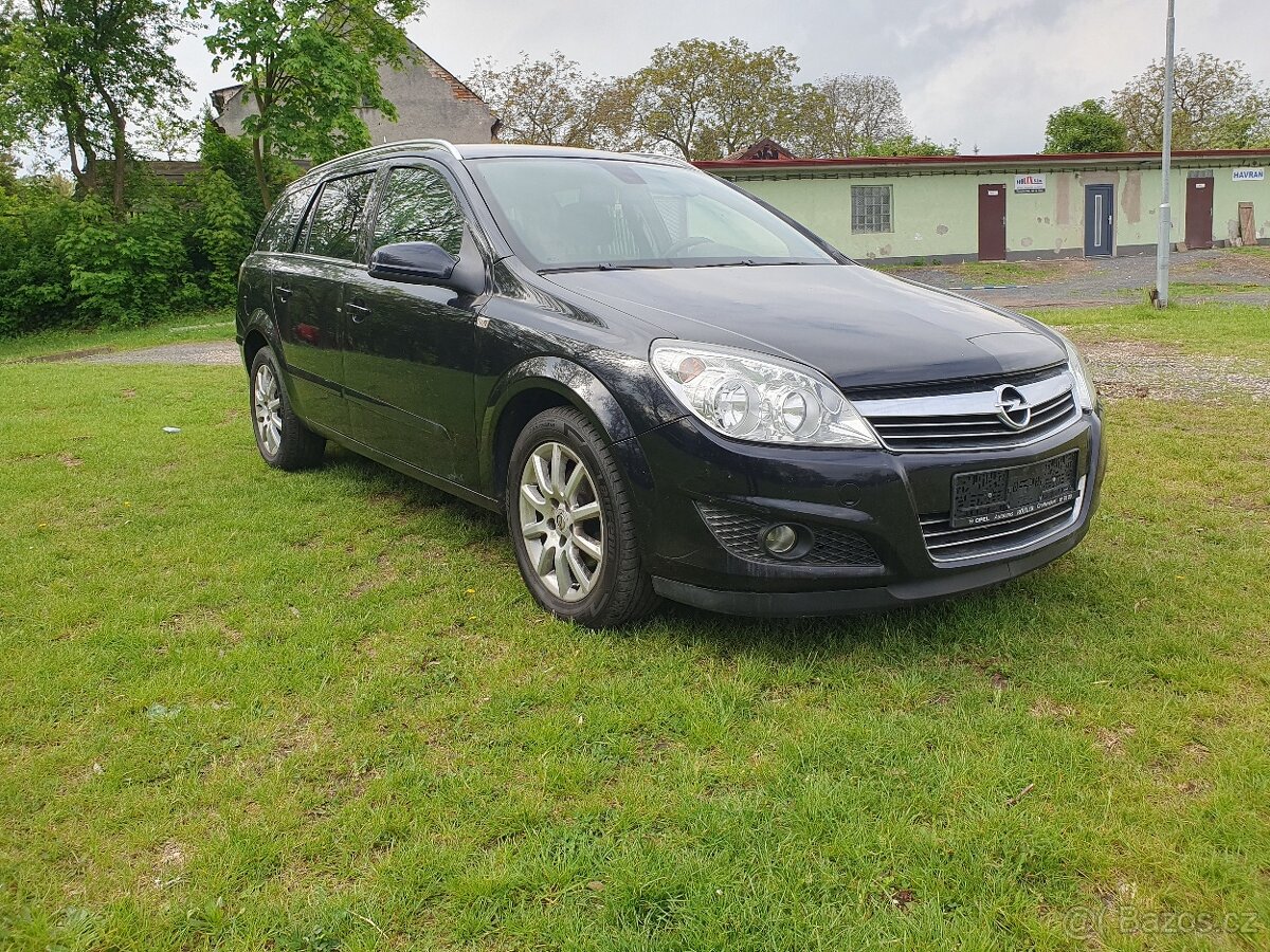 Opel Astra kombi 1.6i nová stk - 5